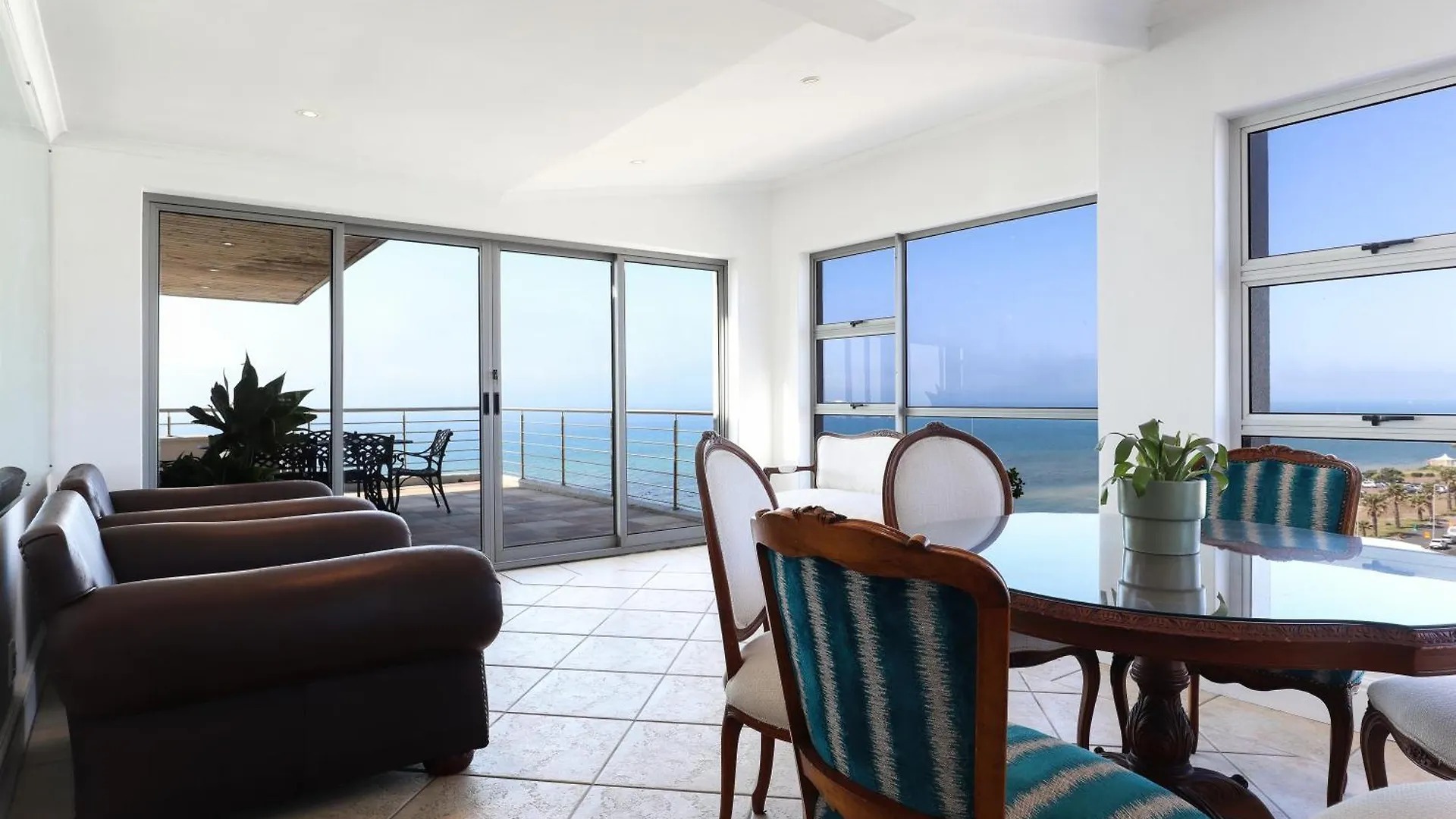 Apartment Ocean View Properties - Penthouse Cape Town